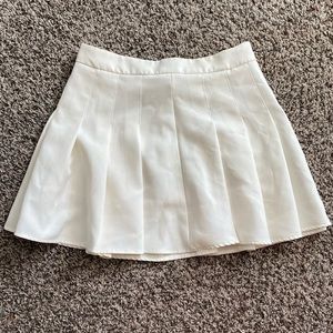white tennis skirt